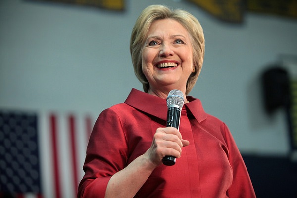 Hillary Clinton Aims to Win Over Mormons with Op-Ed in Newspaper