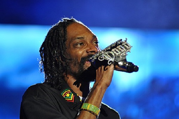 Snoop Dogg's Bible of Love Hits #1 on iTunes Gospel Download