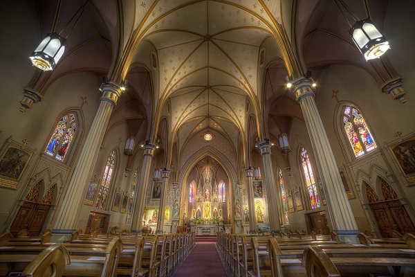 Catholic Church Attendance Continues to Drop
