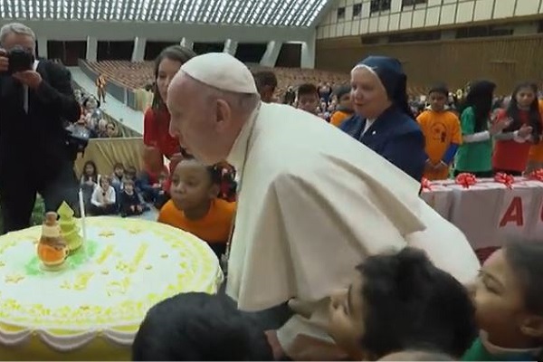 Happy Birthday Pope! Cake with Children from the Vatican’s Health Clinic